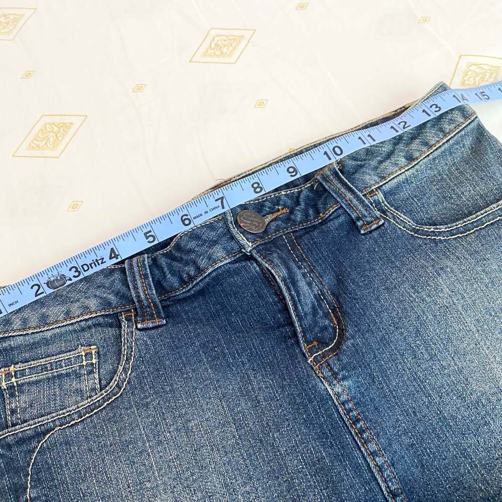 vintage 2000s dark wash denim mini skirt - Picture 5 of 6